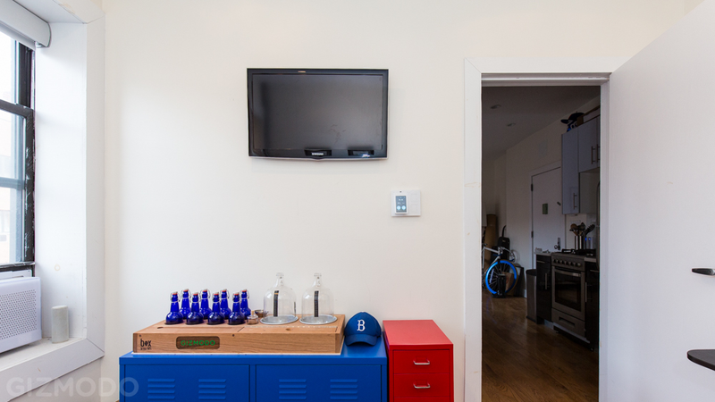 Illustration for article titled Why Is My Smart Home So Fucking Dumb?